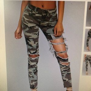 Honeybum Too Wild Camo Jean size 3